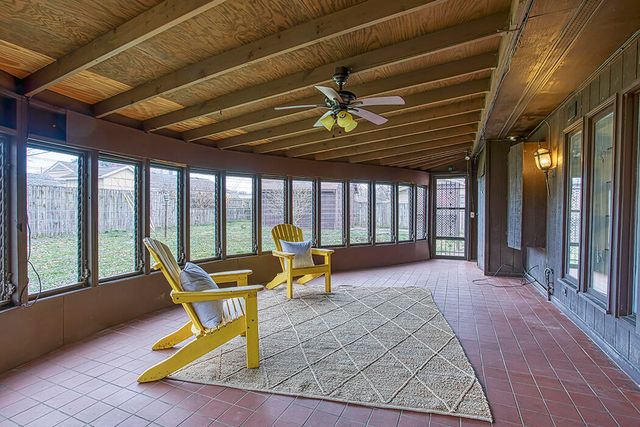 1911 S Saratoga Avenue, Springfield, MO 65804