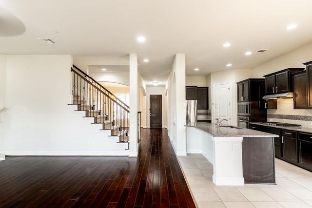 2608 Pecan Creek DR, Leander, TX 78641