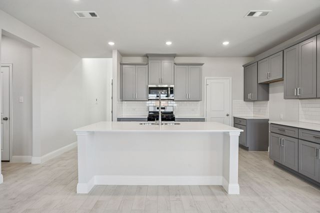 428 Lana Drive, Seagoville, TX 75159