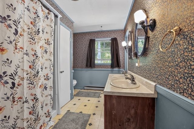 37 Shades Of Death Rd, Liberty Twp., NJ 07838