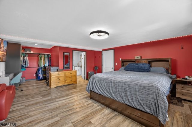 37 Shades Of Death Rd, Liberty Twp., NJ 07838