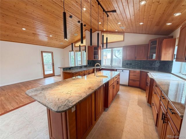 1539 S Van Gordon Court, Lakewood, CO 80228