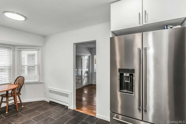 56 Dowsing Place, Amityville, NY 11701