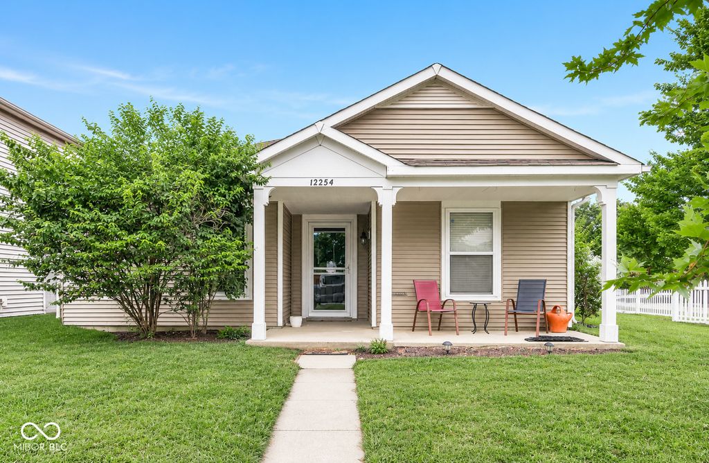 12254 Maize Drive, Noblesville, IN 46060