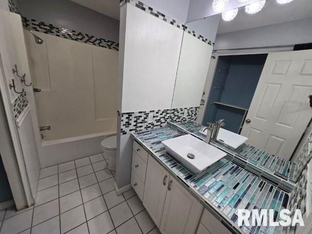 3112 LIME Avenue, Mt Vernon, IL 62864