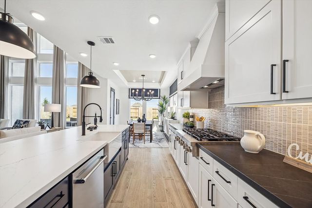 1304 Summer Moon DR, Georgetown, TX 78628