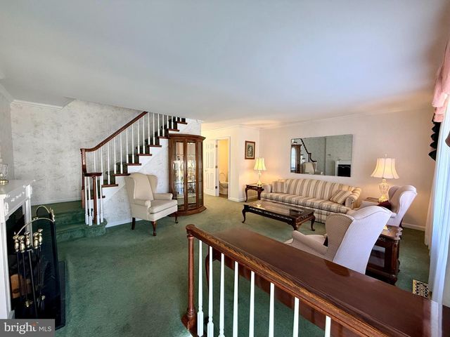 12837 CABELL RD, Philadelphia, PA 19154