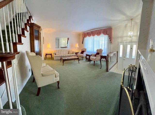 12837 CABELL RD, Philadelphia, PA 19154