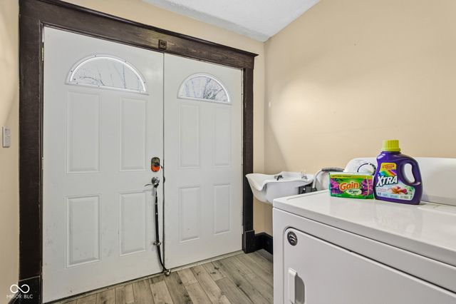 11218 Exchange Street, Indianapolis, IN 46259