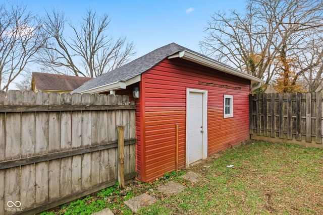 11218 Exchange Street, Indianapolis, IN 46259