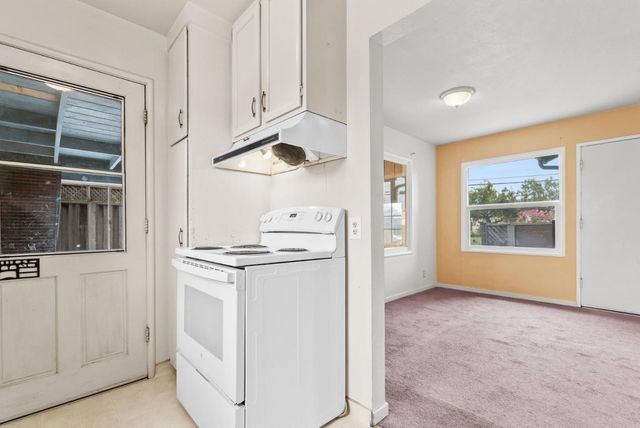 1515 Brommer Street, Santa Cruz, CA 95062
