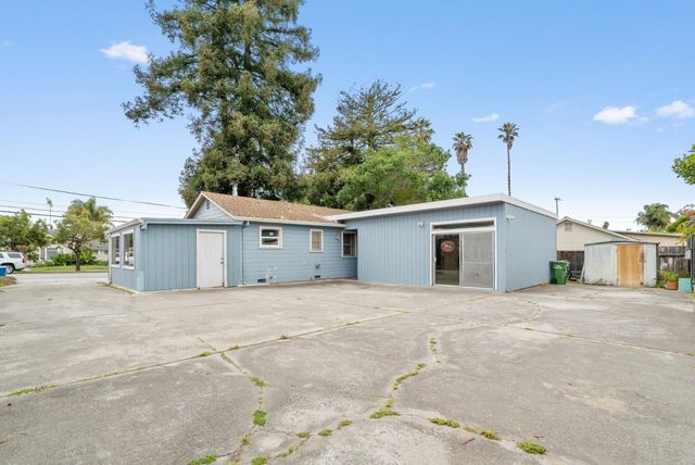 1515 Brommer Street, Santa Cruz, CA 95062