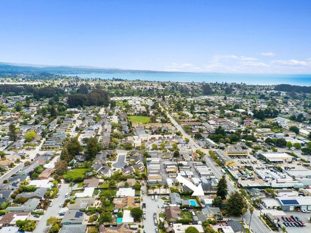 1515 Brommer Street, Santa Cruz, CA 95062