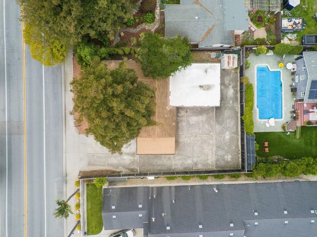 1515 Brommer Street, Santa Cruz, CA 95062