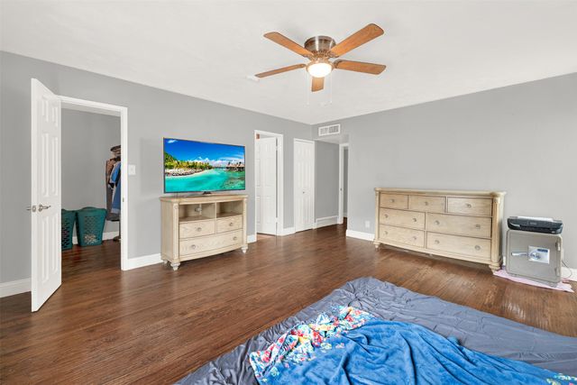 5604 Tyler Street, The Colony, TX 75056