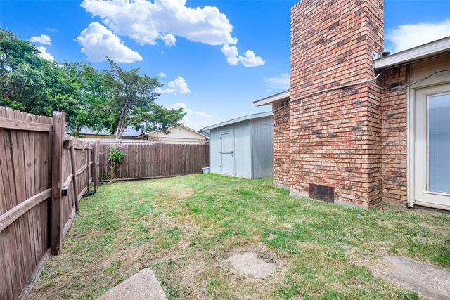 5604 Tyler Street, The Colony, TX 75056