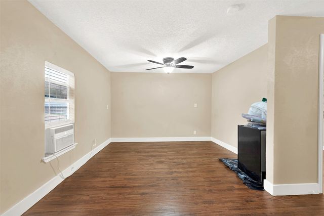 5604 Tyler Street, The Colony, TX 75056