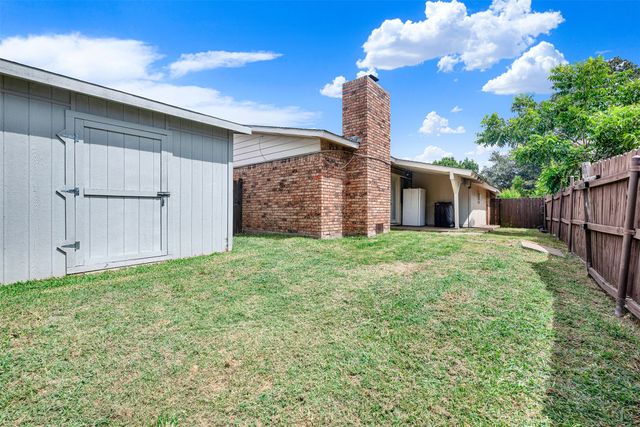 5604 Tyler Street, The Colony, TX 75056