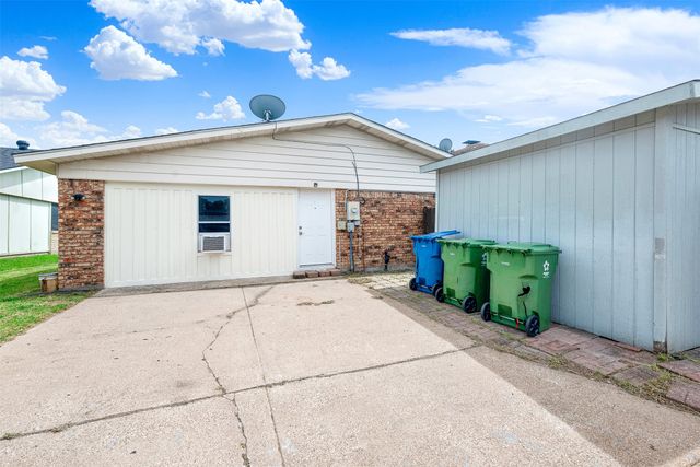 5604 Tyler Street, The Colony, TX 75056