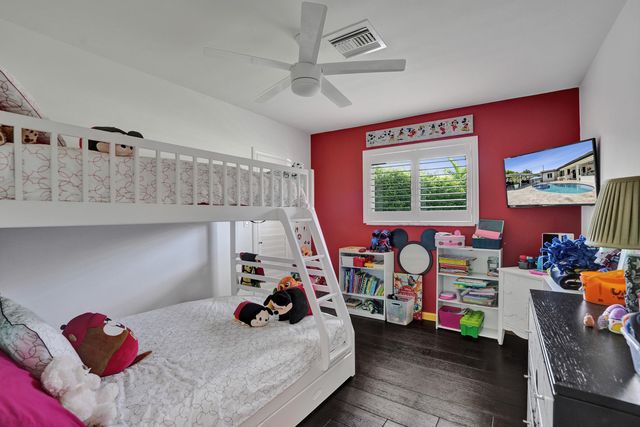 820 SE 6TH Avenue, Pompano Beach, FL 33060