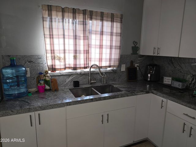 428 N 68th Avenue 233, Phoenix, AZ 85043