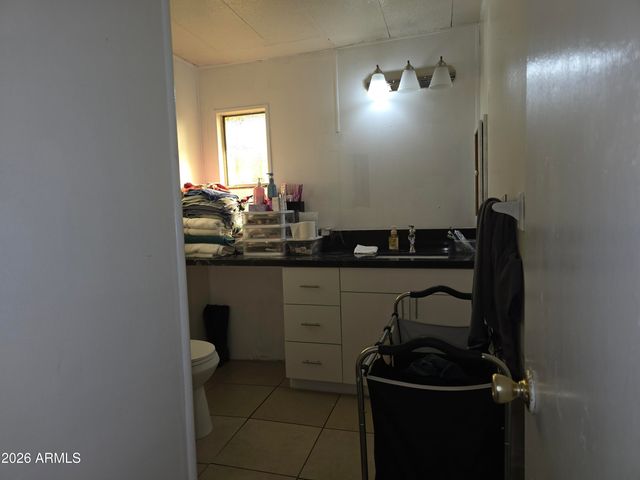 428 N 68th Avenue 233, Phoenix, AZ 85043