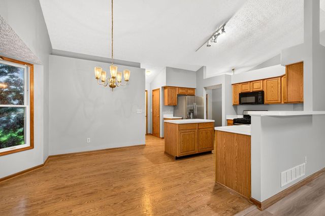 699 Scioto Meadows Boulevard, Grove City, OH 43123