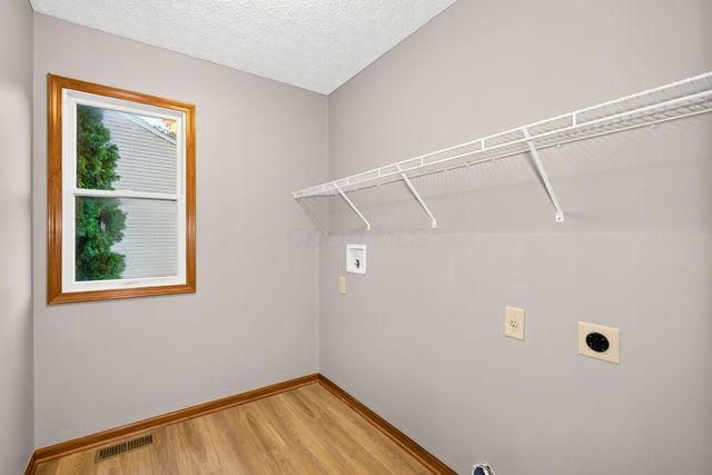 699 Scioto Meadows Boulevard, Grove City, OH 43123