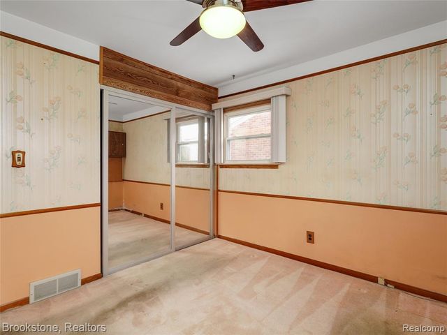 32152 Anita Drive, Westland, MI 48185