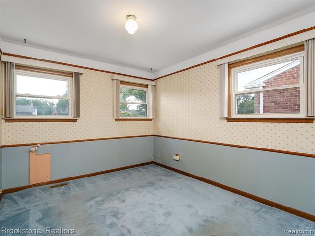 32152 Anita Drive, Westland, MI 48185