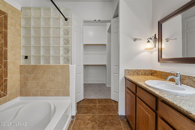 510 Post Way, Tubac, AZ 85646