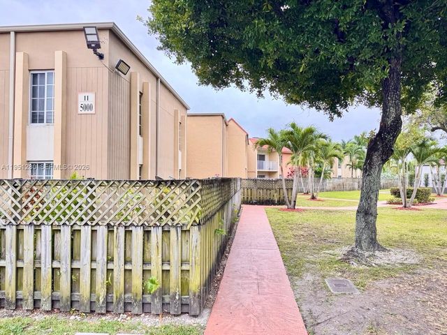 5000 NW 79th Ave 201, Doral, FL 33166