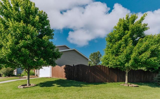 4601 Bedford Road, Valparaiso, IN 46383
