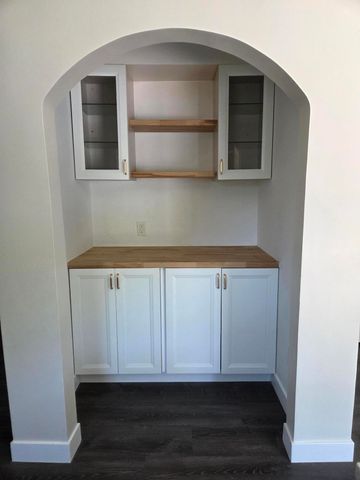 4601 Bedford Road, Valparaiso, IN 46383