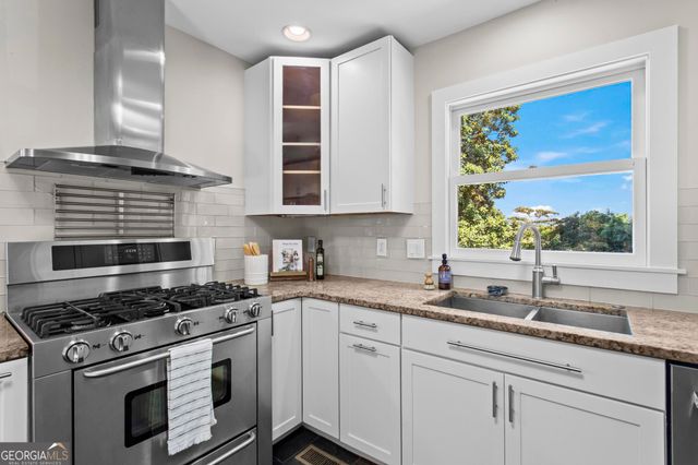 2695 Sharondale Drive NE, Atlanta, GA 30305