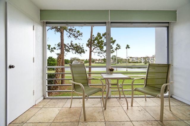 3593 Birdie Drive 203, Lake Worth, FL 33467