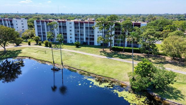 3593 Birdie Drive 203, Lake Worth, FL 33467