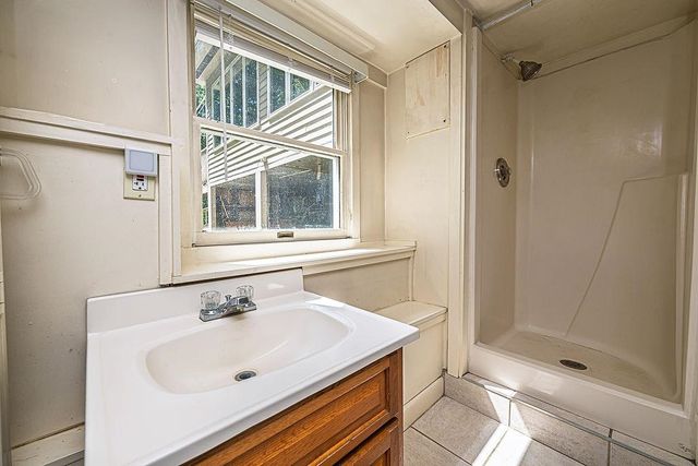 181 High Range Road, Londonderry, NH 03053