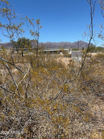 1470 S BOWMAN Road, Apache Junction, AZ 85119