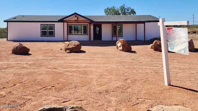 1470 S BOWMAN Road, Apache Junction, AZ 85119