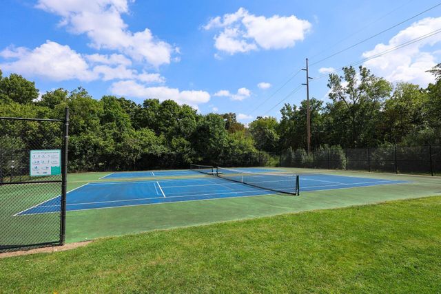 4766 Donegal Cliffs Drive, Dublin, OH 43017