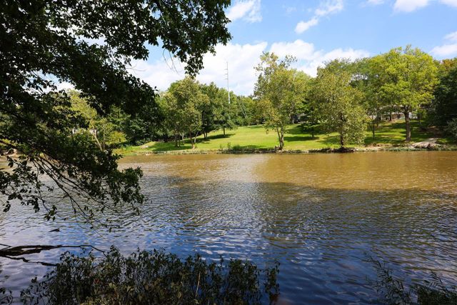 4766 Donegal Cliffs Drive, Dublin, OH 43017