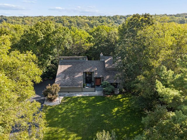 4766 Donegal Cliffs Drive, Dublin, OH 43017