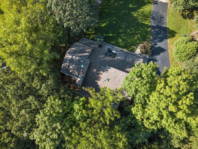 4766 Donegal Cliffs Drive, Dublin, OH 43017