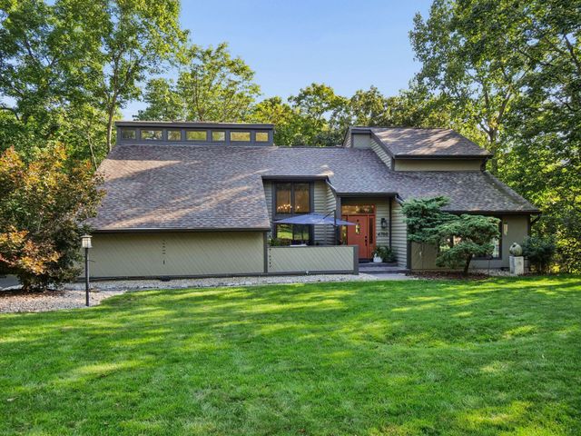 4766 Donegal Cliffs Drive, Dublin, OH 43017