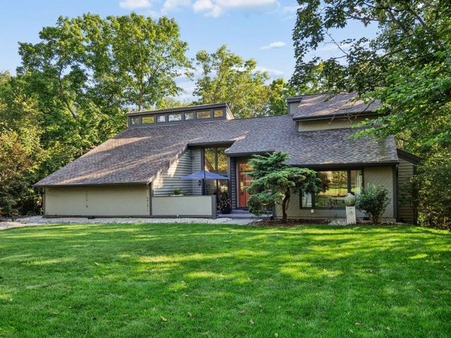 4766 Donegal Cliffs Drive, Dublin, OH 43017