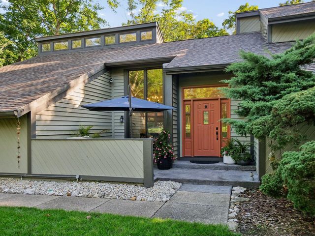 4766 Donegal Cliffs Drive, Dublin, OH 43017