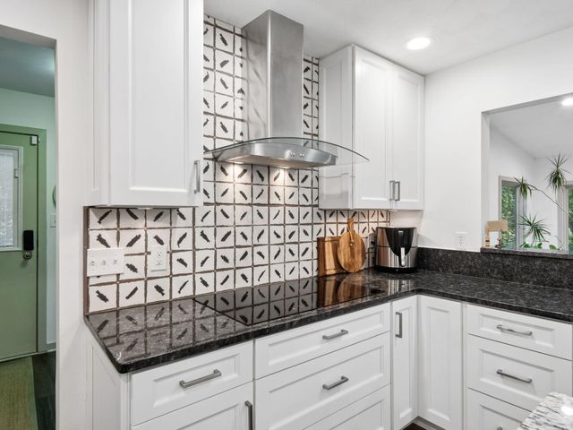 4766 Donegal Cliffs Drive, Dublin, OH 43017