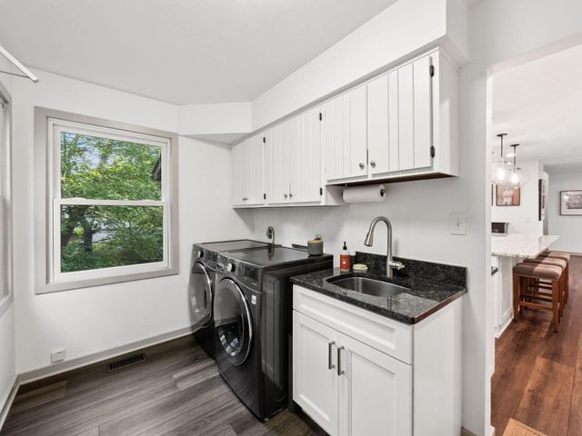 4766 Donegal Cliffs Drive, Dublin, OH 43017