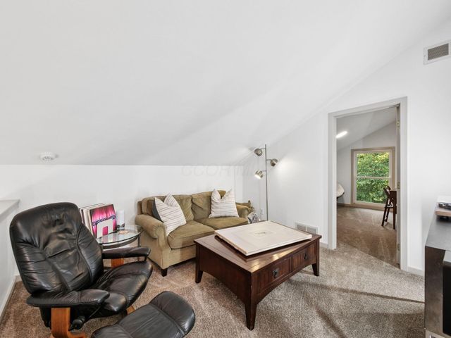 4766 Donegal Cliffs Drive, Dublin, OH 43017